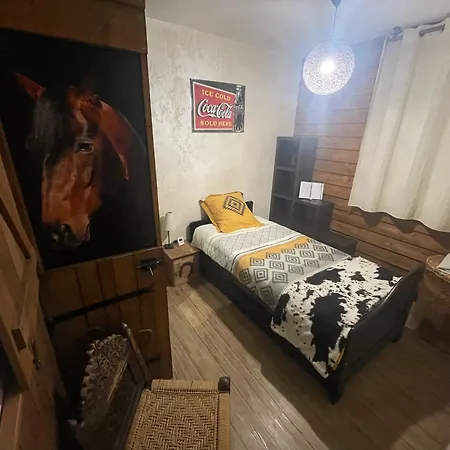 Quarto em Acomodações Particulares Chez Stephane Et Emilie Grenade-sur-Garonne
