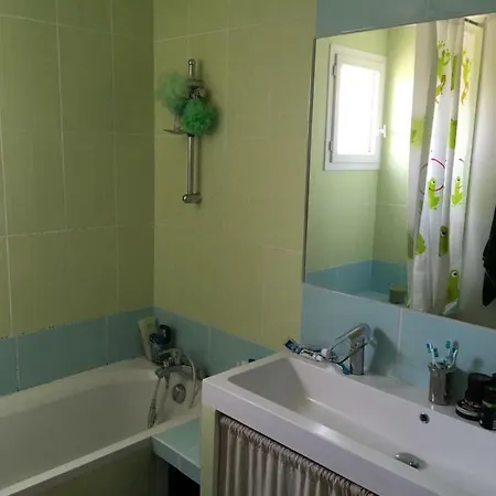 Chez Stephane Et Emilie Homestay